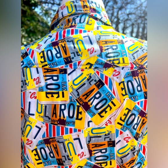 LULAROE 🙂Colorful Graphic Button-Up Shirt - Picture 3 of 7